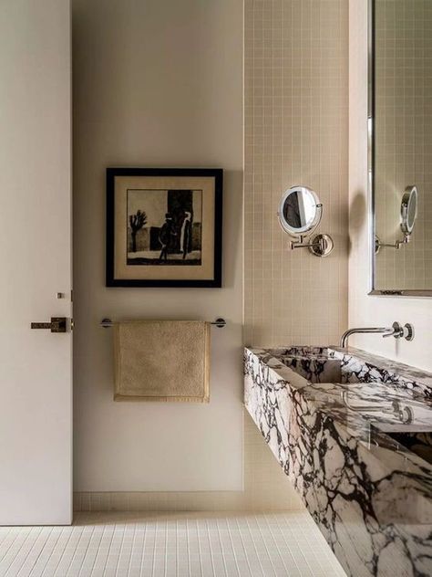 Calacatta Viola, Interior Boho, Bathroom Design Inspiration, Guest Bathrooms, Marble Bathroom, House Bathroom, Guest Bathroom, Interior Inspo, Bathroom Inspiration