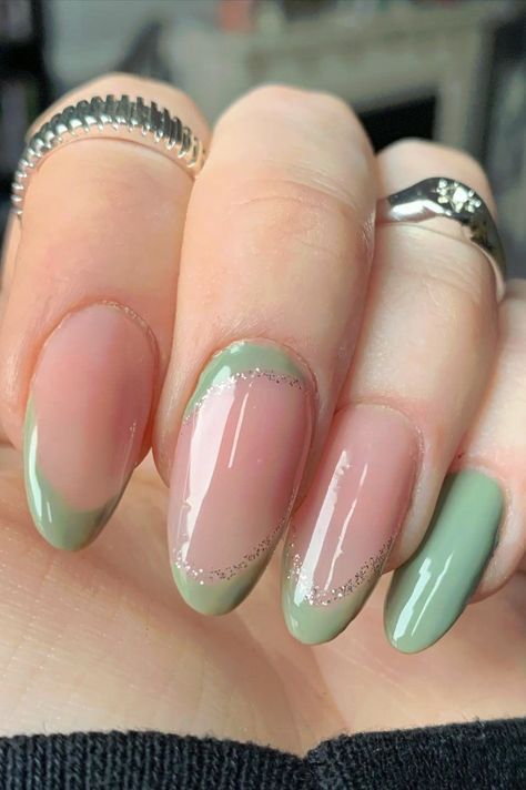 Nails 2023 Trends Sage Green, Wedding Nails Design Sage Green, Sage Green Nails For Prom, Cute Sage Green Nails Acrylic, Nail Art Designs Sage Green, Sage Spring Nails, Sage Prom Nails, Sage Green Nails Bridesmaid, Ombre Sage Green Nails