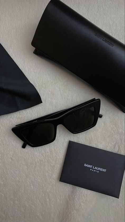 Elegant Sunglasses, Classy Glasses, Ysl Sunglasses, Miu Miu Sunglasses, Saint Laurent Sunglasses, Cute Sunglasses, Stylish Glasses, Prada Sunglasses, Gucci Sunglasses