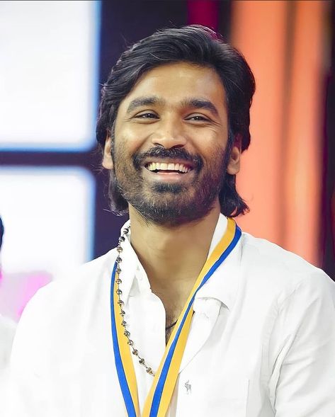 Dhanush Hairstyle, Dhanush Mass Images, Phone Lock Screen Wallpaper, Cute Love Story, Photoshop Backgrounds Free, Love Story Video, New Photos Hd, Dark Images, Cute Black Wallpaper