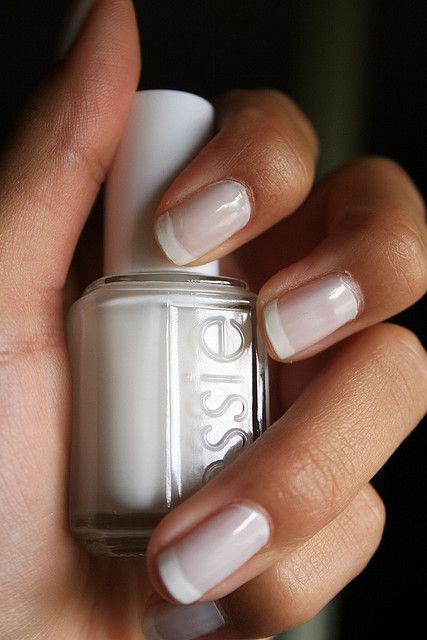 Marshmallow & Blanc French Manicure ~ by essie    2 coats of Marshmallow & Blanc on tips  Followed by an Essie Topcoat Manicure Natural, Sunflower Designs, Art Thanksgiving, Art Pumpkin, Pumpkin Designs, White Nail Designs, Thanksgiving Nails, Essie Nail Polish, Winter Nail