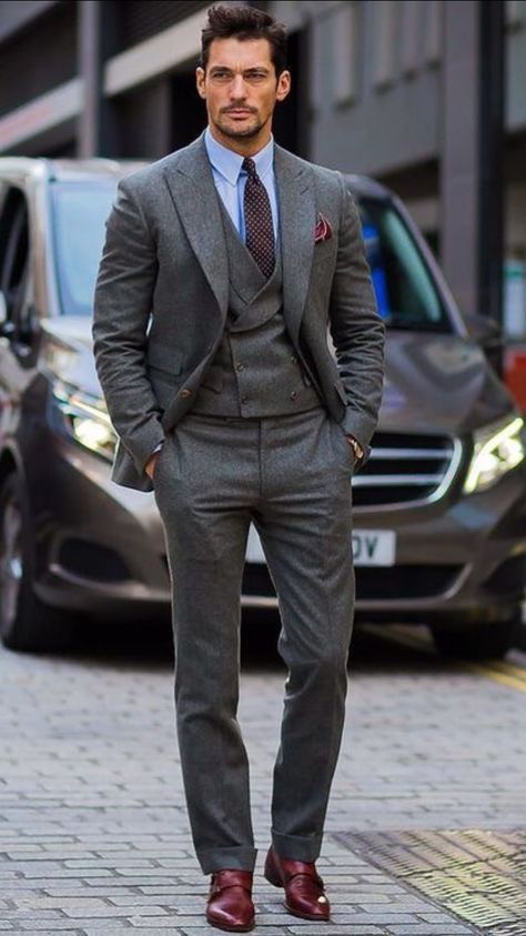 Wedding Suit Ideas For Men Grey, Men Vest Outfits, Stylish Mens Suits, Dress Suits For Men, Designer Suits For Men, Italy Outfits, Mens Casual Dress Outfits, David Gandy, Fashion Suits For Men