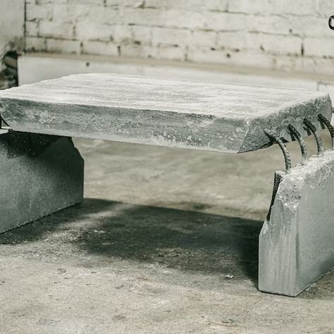 oakyoakfurniture - Etsy Industrial Furniture Wood, Unique Accent Tables, Coffee Table Industrial, Home Decor Industrial, Reclaimed Wood Side Table, Reclaimed Wood Siding, Concrete Coffee Table, Table Industrial, Concrete Bench