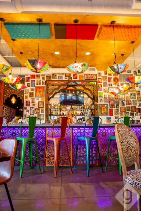 Indian Fast Food Restaurant Design, Indian Street Food Restaurant Design, Mexican Fast Food Restaurant Design, Authentic Mexican Restaurant Design, Mexican Restaurant Design Interiors, Fast Food Shop Design, Indian Restaurant Interior Design, Restaurant Design Interiors, Native Restaurant