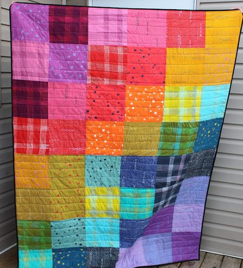 Simple Quilting, Rainbow Quilts, Beginner Quilt, Fat Quarter Quilt, Modern Rainbow, Quilt Patchwork, Rainbow Quilt, Bright Fabrics, Crazy Quilting