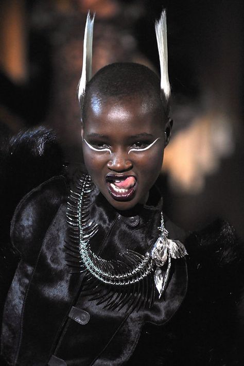 balenciagalux: Alek Wek for Thierry Mugler Fall 2012. Mugler Necklace, Ataui Deng, Mugler Makeup, Makeup Runway, Space Babe, Alek Wek, Thierry Mugler, Metal Accessories, Fashion Fits