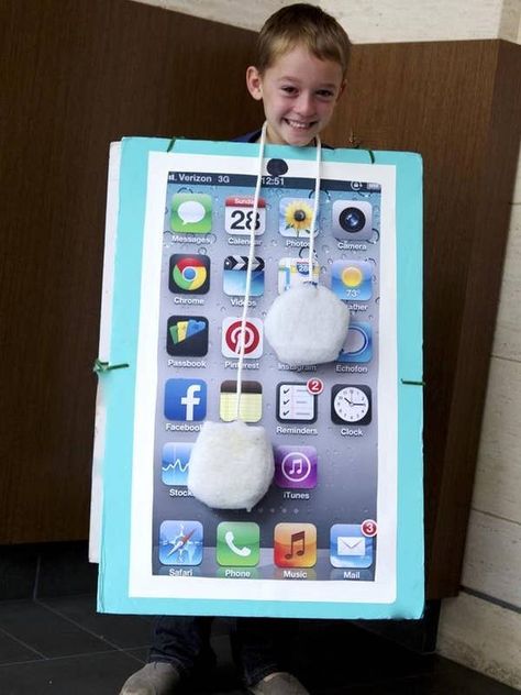 21 Cute And Clever DIY Halloween Costume Ideas For Kids Phone Costume, Easy Homemade Halloween Costumes, Halloween Costumes For Big Kids, Easy Diy Costumes, Diy Halloween Costumes For Kids, Homemade Halloween Costumes, Diy Halloween Costume, Homemade Costumes, Homemade Halloween