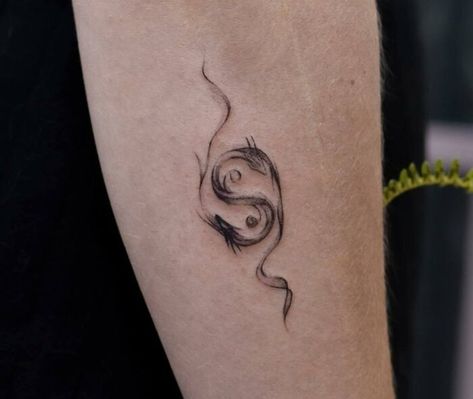 Tattoo Ideas Yin And Yang, Minimal Yin Yang Tattoo, Ying Yang Tattoo Dragon, Yin Yang Spine Tattoo, Abstract Yin Yang Tattoo, Fine Line Yin Yang Tattoo, In Yang Tattoo, Yin Yang Dragon Tattoo, Ying And Yang Tattoo