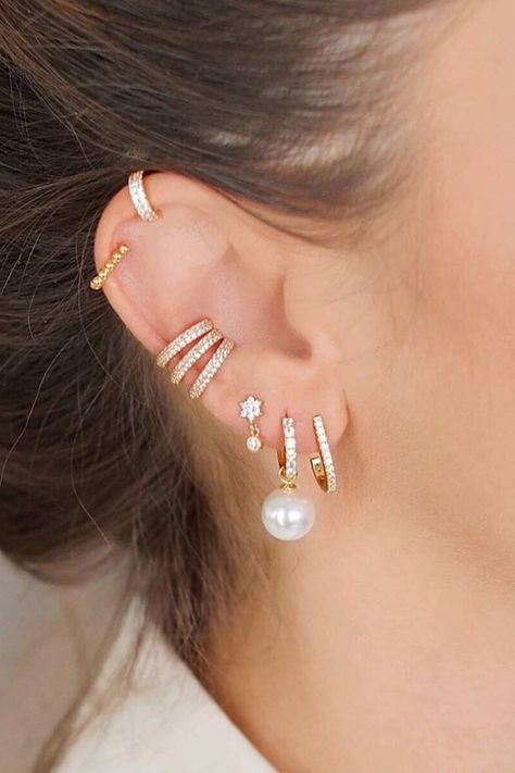 Trendy Pearl Earrings For Pierced Ears, Curated Ear Minimalist, Three Piercings Ears Ideas, Unique White Pearl Earrings For Pierced Ears, Pearl Ear Curation, Bar Earrings Cartilage, Curated Ear With Industrial, Getting Your Ears Pierced, Types Of Ear Piercings