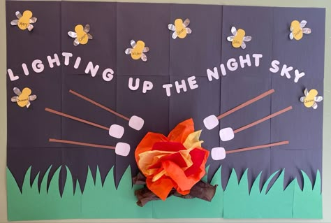 Lightning Bug Bulletin Board, Flashlight Bulletin Board Ideas, Campfire Bulletin Board Ideas, Fireflies Classroom Decor, Campfire Classroom Theme, Firefly Door Decoration, Campfire Bulletin Board, Fireflies Classroom Theme, Summer Infant Bulletin Board Ideas