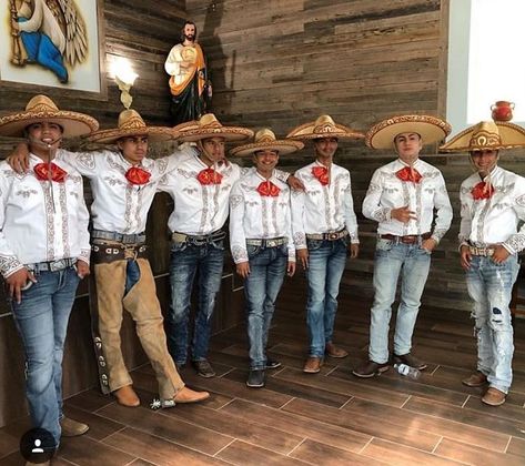 Quince Chambelanes Outfits, Mexican Theme Party Outfit, Quinceanera Chambelanes, Vaquero Outfit, Mariachi Quinceanera Dress, Chambelanes Outfits Quinceanera, Chambelan Outfits, Chambelanes Outfits, Charro Outfit