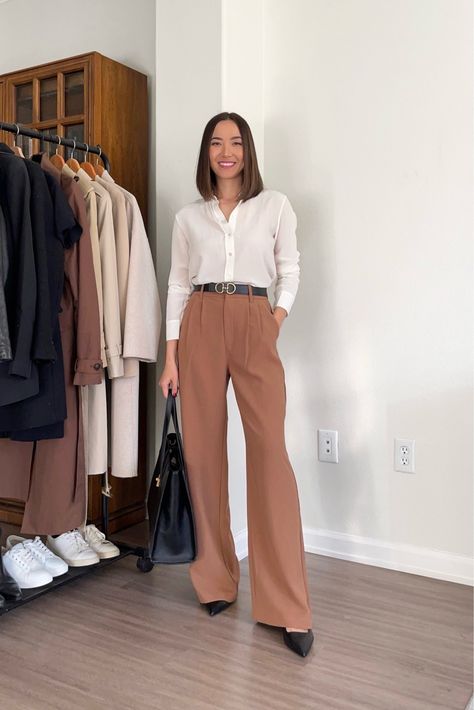 A&f Sloane Trousers, Sloane Pants Outfit, Ingenue Natural, Sloane Tailored Pant, Casual Work Outfit Spring, College Core, Khaki Slacks, Drape Pants, Spring Work Outfits