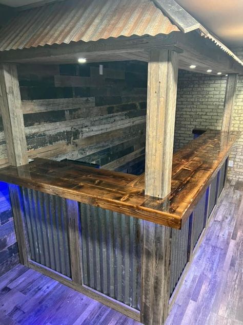 Barn Bar Ideas, Shop Bar Ideas, Garage Bar Ideas, Fresh Restaurant, Garage Storage Diy, Barn Bar, Rustic Basement Bar, Diy Garage Cabinets, Diy Garage Organization