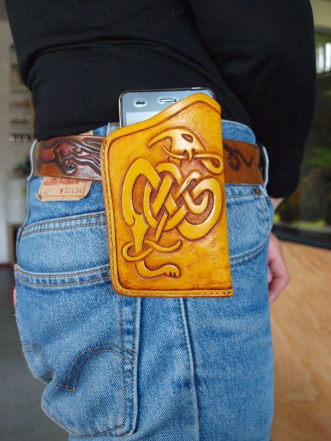 Leather cellphone holster Holster Pattern, Leather Phone Case Handmade, Leather Working Tools, Cell Phone Service, Leather Patterns, Newest Cell Phones, Cell Phone Holster, Phone Holster, Cellular Phone