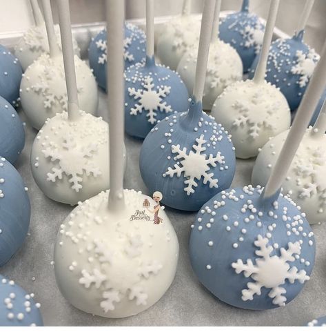 White Snowflake Cake, Snowflake Cake Pops, Winter Dessert Table, Cookie Table Wedding, Winter Wonderland Cake, Winter Wonderland Birthday Party, Number Birthday Cakes, Custom Cake Pops, Winter Onederland Birthday Party