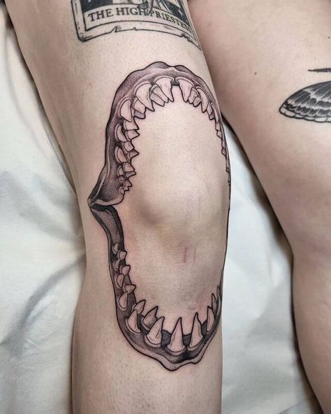 Dive into the World of Ink: 10 Mesmerizing Shark Tattoo Designs Tattoos Shark, Sea Tattoo Sleeve, Small Shark Tattoo, Traditional Shark Tattoo, Shark Tooth Tattoo, Tooth Tattoo, Sick Tattoo, Shark Tattoo, Skeleton Tattoos