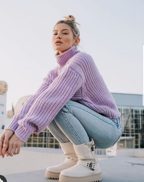 Light Purple Turtleneck Outfit, Purple Knit Sweater Outfit, Light Purple Sweater Outfit, Lilac Sweater Outfit, Lavender Sweater Outfit, Jumper Outfit Winter, Oversized Jumper Outfit, Purple Sweater Outfit, Fleece Jacket Outfit