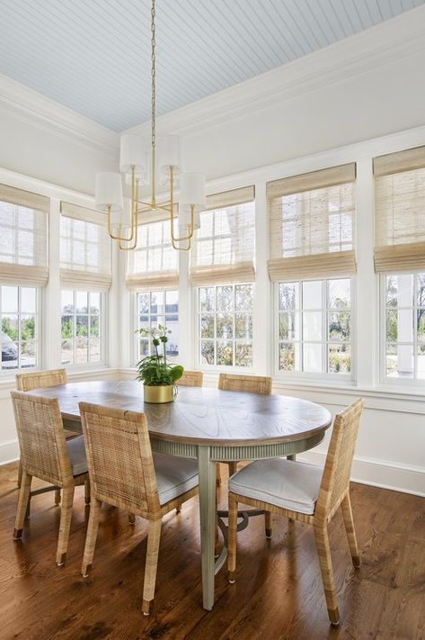 Coastal Breakfast Room, Southern Formal Dining Room, Serena And Lily Kitchen Table, Beadboard Breakfast Nook, New England Coastal Dining Room, Dining Room With View, Grand Millennial Style Dining Room, Dining Room Nancy Meyers, Cozy Coastal Dining Room