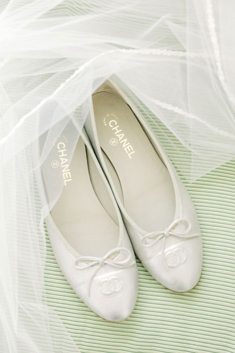 Champagne Chanel ballet fats: http://www.stylemepretty.com/california-weddings/burlingame/2016/09/16/classic-outdoor-wedding-in-california/ Photography: The Edges  - http://www.theedgeswed.com/ Chanel Wedding Shoes, Chanel Photo, Denmark Wedding, Chanel Wedding, Bridal Ballet Flats, Wedding Ballet Flats, Custom Wedding Gown, Bridal Styling, Bridal Flats