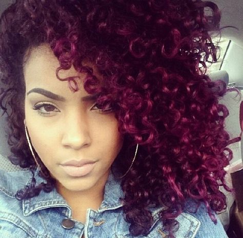 Naturally Curly Hair. Maroon Hair color Maroon Hair, Red Curly Hair, Violet Hair, Colored Curly Hair, Natural Hair Inspiration, Hair Crush, Color Hair, Hair Journey, Big Hair