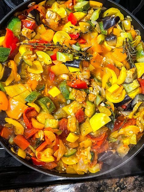 Ratatouille Recipe - Healthier Steps Vegan Rattatouie, Oven Roasted Ratatouille Recipe, Ratituoi Recipe, Ratouille Recipe, Rattatouie Recipe, Ratatouille Recipe Traditional, Traditional Ratatouille, Vegetable Ratatouille, Easy Ratatouille Recipes