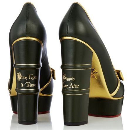 Librarian Style, Librarian Chic, Holly Madison, Charlotte Olympia Shoes, Charlotte Olympia, Crazy Shoes, Olympia, Black And Gold, Trending Accessories