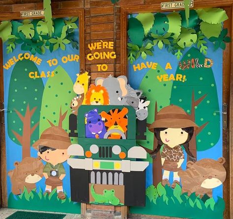 Animal Door Decorations Classroom, Jungle Classroom, Jungle Theme Classroom, Theme Classroom, Door Decorations Classroom, Jungle Theme, Door Decoration, Opening Day, Zootopia