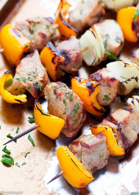 Tender Pork Kabobs Recipe - marinated with wine or beer and grilled to perfection. Perfect for a summer barbecue. Baked Pork Steak, Kabobs On The Grill, Pork Kabobs, Pork Steak Recipe, Grilled Kabob Recipes, Braised Chicken Breast, Beef Kebabs, Pork Skewers, Fruit Kebabs