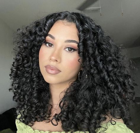 Texture Perm, Should Length Hair Styles, Curly Hair Sew In, Short Curly Cuts, Perfect Curly Hair, Curly Cuts, Layered Haircuts Shoulder Length, Curly Cut, Haircut Inspo