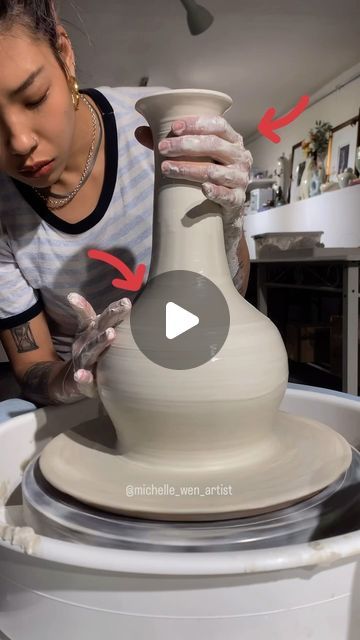 Michelle Wen on Instagram: "Narrated tutorial for a narrow neck pot. #ceramicsofinstagram #potterydesign #handmadeceramics #ceramicurn #potterylover #potterydaily #wheelthrowingvideos #wheelthrownpottery #potterywheel #ceramicart #ceramicstudio #studiopotter #studiopottery #reelsexplore #instagramreels #ceramicartist #potteryvideos #pottersofinstagram #satisfyingvideos #potterytutorial #potteryteacher #artistreels #ceramicdesign #instagramcreators #studioceramics" Pottery Jugs, Ceramics Vase, Beginner Pottery, Wheel Thrown Ceramics, Pottery Vases, Ceramic Urn, Wheel Throwing, Pottery Videos, Pottery Jug