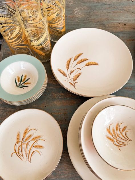 The Ponds Farmhouse - Wheat Vintage Dishes Longest Yard Sale, Vintage Dinnerware Set, Home Decor Finds, Vintage Ironstone, Everyday Dishes, Summer Tables, Vintage Dinnerware, Fall Home, Vintage Dishes