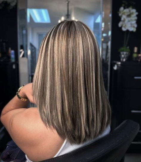 Blonde Highlights On Straight Brown Hair, Top Layer Highlights, Dark Brown Hair With Highlights Blonde Shoulder Length, Melir Hair Brown, Lowlights Short Hair, Solid Light Brown Hair, Blonde Highlights Short Hair, Short Hair Highlights, Haircuts For Medium Length Hair