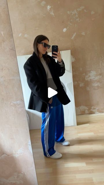 Adidas Firebird Pants Outfit, Adidas Firebird, Rule Of Three, The Frankie Shop, Boyfriend Blazer, Frankie Shop, Minimal Style, Sporty Chic, Blazer Outfits