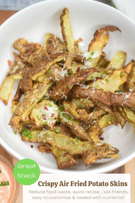 Crispy Air Fryer Potato Skins are so tasty, easy to customize, reduce food waste and are kid friendly. Quick and easy snack recipe! Air Fried Potato Skins, Air Fry Potato Skins, Airfryer Potato Skins, Healthy Potato Skins Recipe, Potato Skins Air Fryer, Fried Potato Skins, Healthy Potato Skins, Potato Skins Easy, Air Fryer Potato Skins