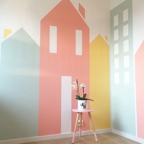 Diy Playroom Mural Ideas, Simple Playroom Mural, House Painted On Wall Kids, Playroom Painting Ideas, Playroom Wall Mural Diy, Kids Playroom Mural Ideas, Playhouse Mural, Kids Room Wall Design, Playroom Paint Ideas