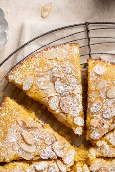 Vegan Polenta Cake, Polenta Desserts, Single Layer Cake, Lemon Polenta, Italian Lemon Cake, Lemon Polenta Cake, Polenta Cake, Vegan Lemon Cake, Polenta Cakes