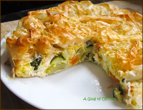 Philo Pastry, Filo Pastry Pie, Filo Pastry Recipes, Lunchtime Meals, Phyllo Recipes, Vegetable Pie, Feta Recipes, Filo Pastry, Dough Recipes