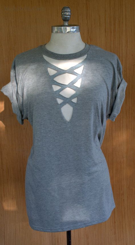 WobiSobi: Grey CrissCross, Cutout Shirt; DIY Tee Shirts Diy, Cut Shirt Designs, Diy Cut Shirts, Shirt Makeover, Cutout Shirts, Cut Up Shirts, Diy Clothes Refashion, Tshirt Makeover, Diy Clothes Design