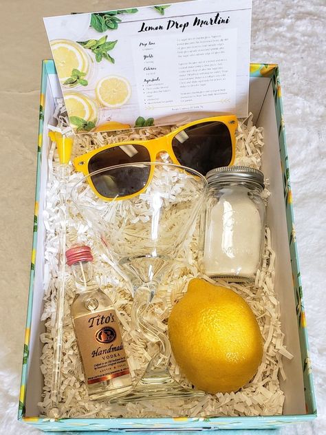 lemon drop martini kit, DIY cocktail kit, lemon drop martini, lemon theme, yellow wedding, bridesmaid proposal boxes, DIY gift, DIY gift boxes, summer cocktails, Tito's vodka Citrus Themed Gifts, Lemon Drop Gift Basket, Titos Vodka Gift Basket Ideas, Summer Gift Box Ideas, Cocktail Gift Box Ideas, Lemon Gifts Ideas, Cocktail Basket Ideas, Lemon Gift Basket Ideas, Cocktail Box Gift