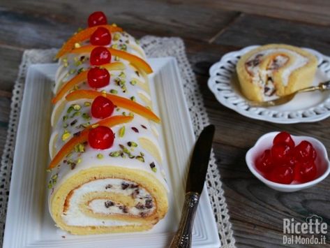 Il rotolo di cassata siciliana è un dolce semplice e soffice, perfetto per una grande occasione o una festa. Ricetta semplice per il rotolo di pasta biscuit Breakfast Cake, Cake Roll, Cannoli, Pastry Chef, Ricotta, Party Food, Italian Recipes, Takeout Container, Pastry