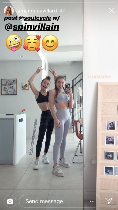 Emma Chamberlain Workout, Workout Inspiration, Emma Chamberlain, Friendship Goals, Inspirational Pictures, Healthy Life, Leggings, Pants, Trousers