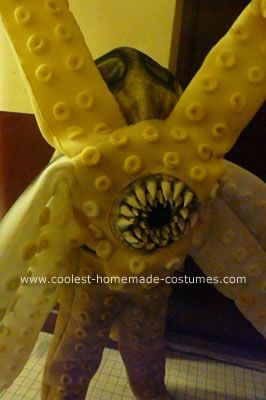 Kraken Costume Kracken Costumes, Diy Kraken Costume, Kraken Costume, Homemade Octopus Costume, Kraken Halloween Yard, Sea Monster Costume, Diy Cosplay Tentacles, Illusion Costumes, Octopus Costume