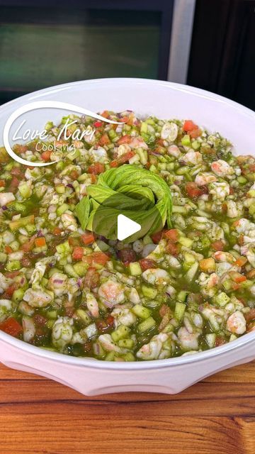 Karina Valladares on Instagram: "How to Make Ceviche de Camarón en Salsa Verde Recipe.
My husband's mom is from Culiacan Sinaloa and she makes the most delicious shrimp ceviche in green salsa 😋 It's similar to aguachile, you're gonna love this recipe! 🥰 I enjoy this with some air fryer tostadas. Making them in the air fryer is far healthier than deep frying them and they're just as good, give it a try. Please comment down below what recipe you will like to see next. Also, check out our YouTube Channel for more delicious recipes. Link in Bio 😊

CEVICHE EN SALSA VERDE INGREDIENTS:
For the Ceviche
► 1 lb of shrimp
► Salt and black pepper
► 1 cup of lime juice
► 3 tomatoes
► 1 1/2 cucumber
► 1 small red onion
► Some avocado
For the salsa:
► 1/2 cucumber
► 1 jalapeño pepper
► 1 serrano peppe Green Shrimp Ceviche, Green Ceviche Recipe, Shrimp Aguachile Recipe, Green Ceviche, Ceviche Verde, Aguachile Recipe, Ceviche Recipe Mexican, Ceviche Shrimp, How To Make Ceviche