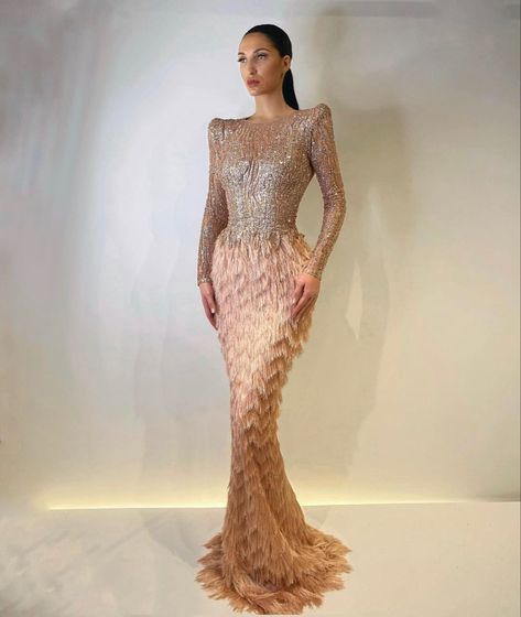 LS #liastublla #liastubllaofficial #prom #promdress #longpromdress #longdressfashion #dress #dressesforwomen #red #reddressboutique #redcarpetdress #dressesforwomen Simple Elegant Dresses, Yousef Aljasmi, Seahorse Drawing, Kendal Jenner, Valentine Dress, Pink Tassel, Red Dress Boutique, Glam Dresses, Dress Evening