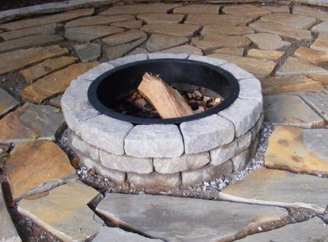 DIY Fire Pit Diy Birthday Presents, Cheap Fire Pit, Fire Pit Essentials, Easy Fire Pit, Small Fire Pit, Large Fire Pit, Modern Fire Pit, Fire Pit Ring, Fire Pit Kit