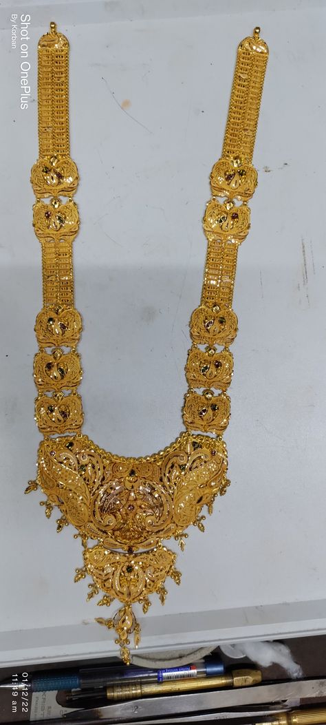 Long Haar Gold Design, Gold Haar Designs Indian, Saudi Design, Turkish Gold Jewelry, Gold Har, Pretty Gold Necklaces, Bride Entry, Finger Henna Designs, Wedding Jewelry Sets Bridal Jewellery