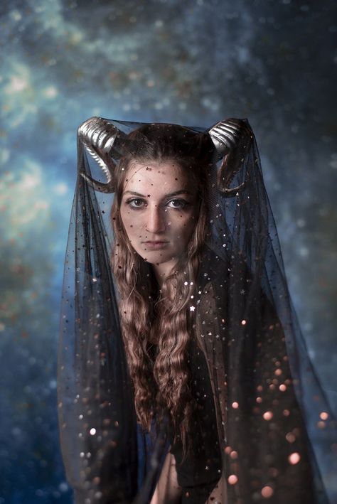 Capricorn Photoshoot idea with galaxy backdrop Zodiac Photoshoot Ideas, Aquarius Photoshoot, Sagittarius Photoshoot, Zodiac Photoshoot, Capricorn Photoshoot, Woman With Horns, Galaxy Backdrop, Greek Mythology Stories, Capricorn Aesthetic