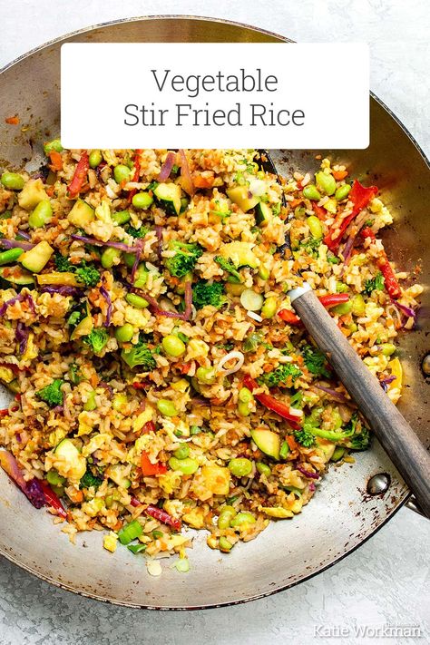 Vegetable Stir Fried Rice Recipe / This healthy vegetable-packed stir fried rice recipe is highly adaptable, allowing you to use whatever rice or vegetables are at hand. #easyrecipes #veggies #vegetarian #stirfry #quickdinner Lentil Fried Rice, Vegetable Stir Fry Rice, Stir Fried Rice Recipe, Stir Fried Rice, Vegetarian Rice Recipes, Vegetarian Fried Rice, Homemade Slaw, Stir Fry Rice, Healthy Vegetable