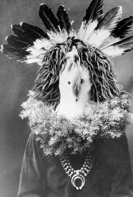 1905 Historic photograph by Edward Curtis of Haschogan a Navajo spirit figure Lise Sarfati, Christophe Jacrot, Native American Masks, Edward Curtis, Native American Photos, Classic Portraits, French Photographers, Native American Culture, Native American Art