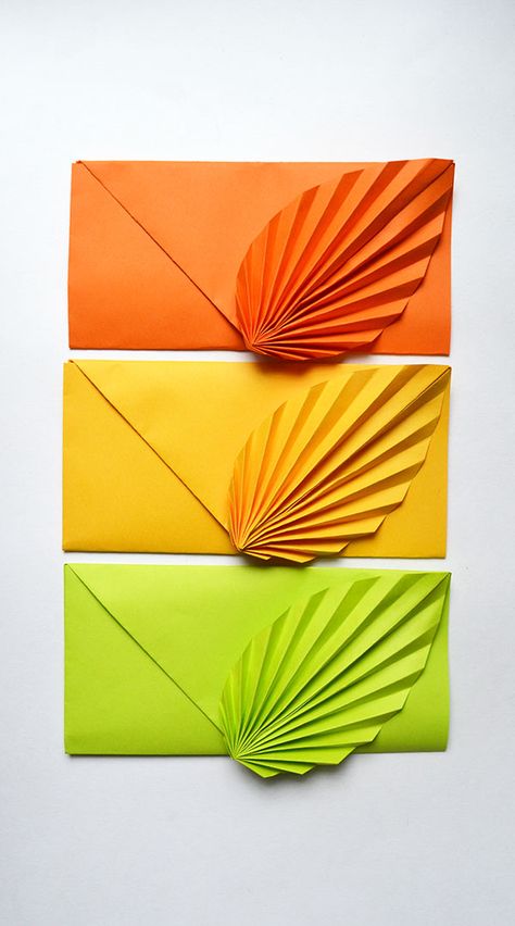 How to make a Colored Paper ENVELOPE | Easy Origami Tutorial DIY Today we make a beautiful paper envelope! It's an easy origami! We need A4 paper. You can put money in the envelope. I wish you a pleasant viewing! A4 Paper Origami, Origami With A4 Paper, Origami A4 Paper, Origami Envelope Easy, Easy Origami Tutorial, Envelope Origami, Origami Tutorial Easy, Origami Envelope, Diy Envelope